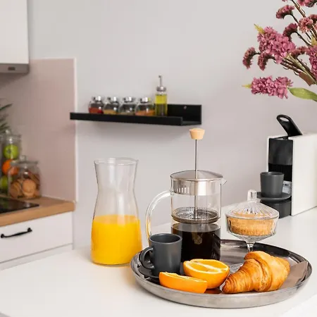 Appartement Air-conditioned Gatawaystudio 900m From Station, Parking On Site