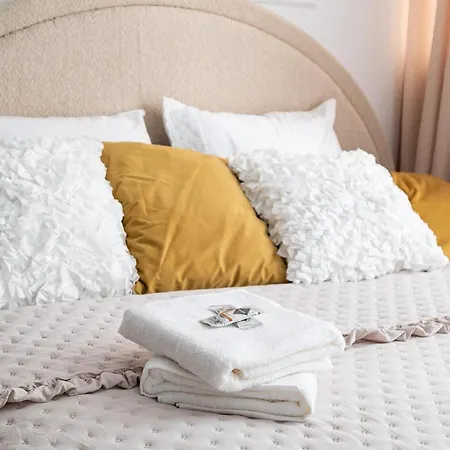 Apartament Air-conditioned Gatawaystudio 900m From Station, Parking On Site *
