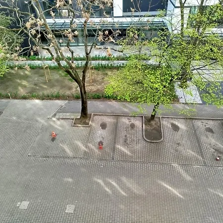 Air-conditioned Gatawaystudio 900m From Station, Parking On Site דירה